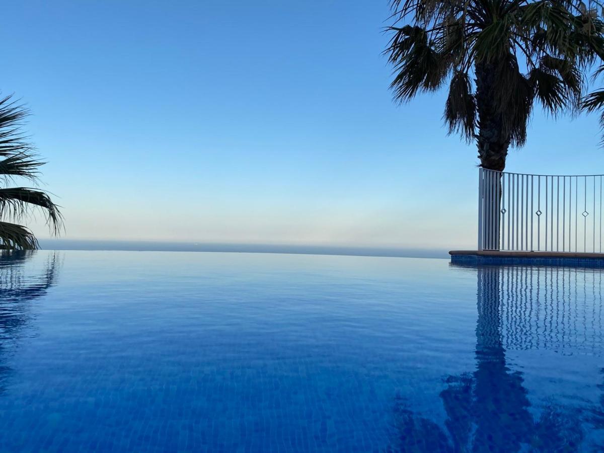 Fantastico Apartamento Con Vistas Panoramicas Al Mar กุมเบรเดลโซล ภายนอก รูปภาพ